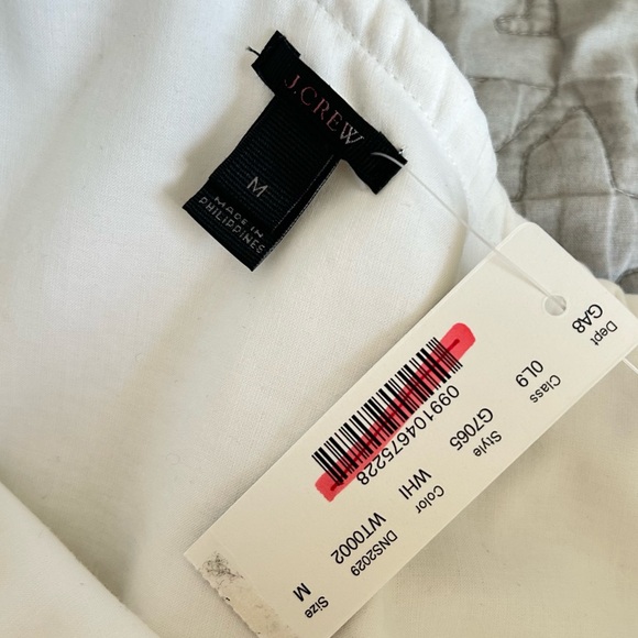 🩷NWT J CREW WHITE ONE SHOULDER TANK TOP RUFFLE SIZE MEDIUM SUMMER TREND - Picture 5 of 6